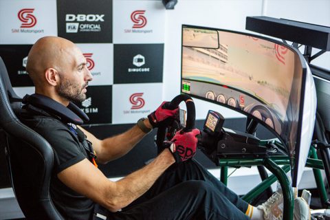 I crashed a virtual Porsche at Brands Hatch – and it sounded fantastic