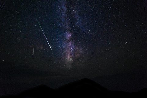 5 incredible things to look for in the night sky this winter, from meteor showers to supermoons