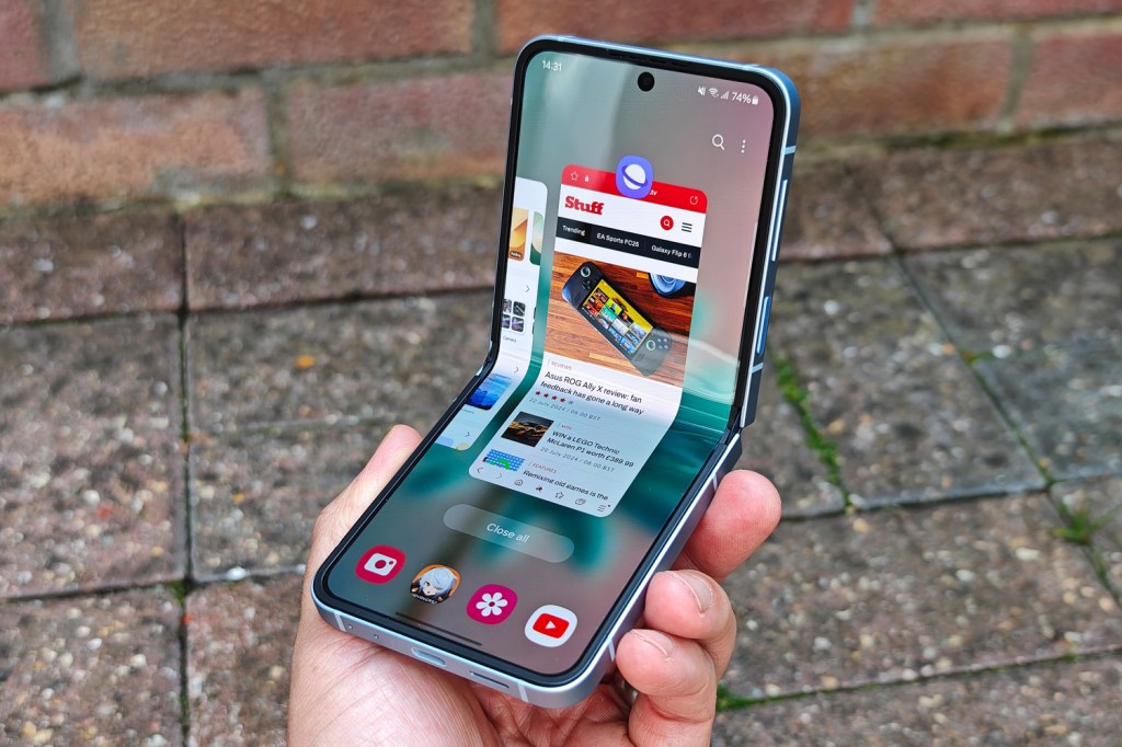 Samsung Galaxy Z Flip6 review recent apps