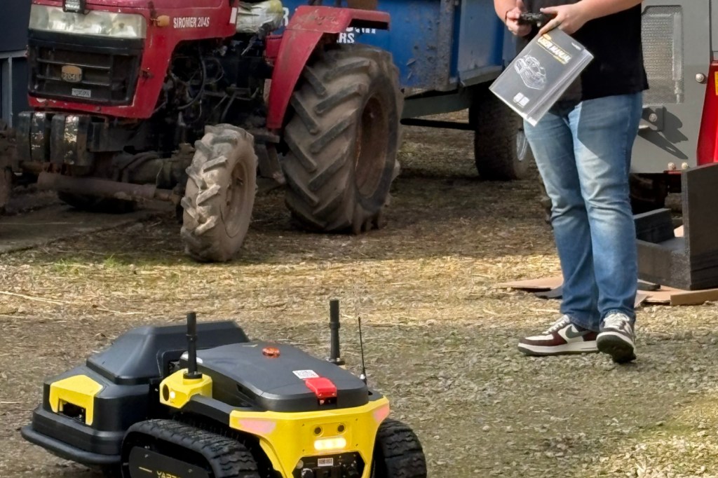 Manually Driving the Yarbo Mower