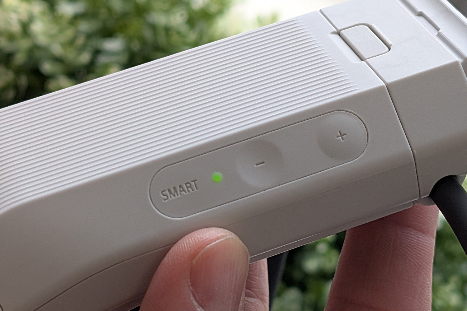Sony Reon Pocket Pro hands-on buttons right