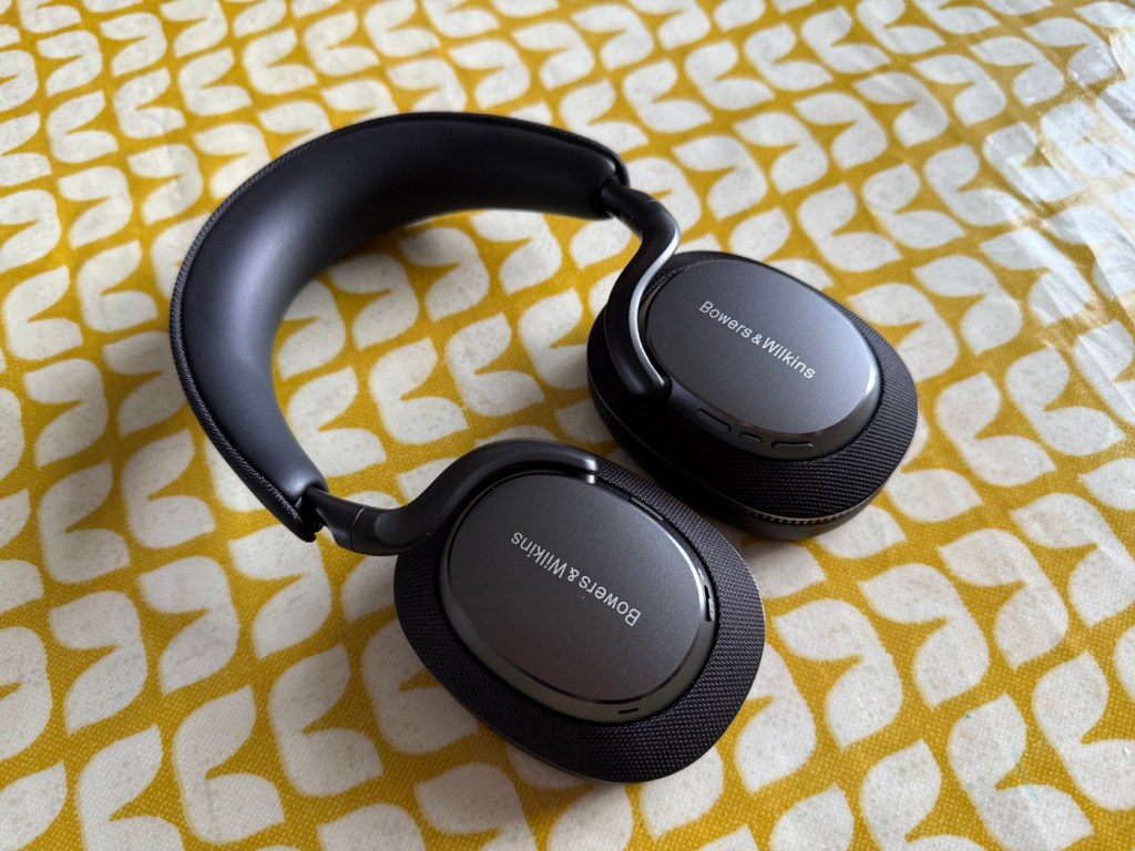 Bowers & Wilkins PX7 S3