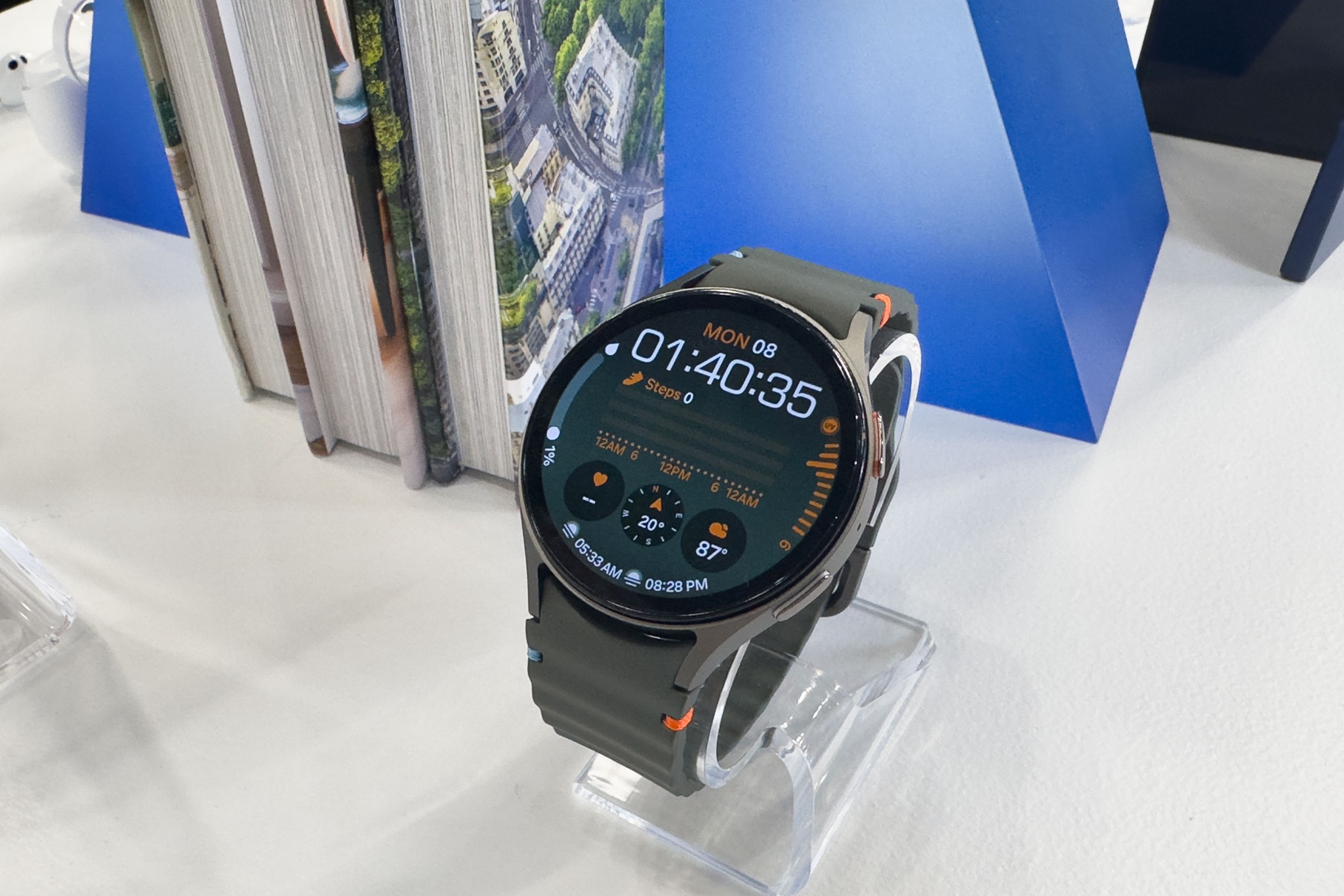Close up of the Galaxy Watch 7