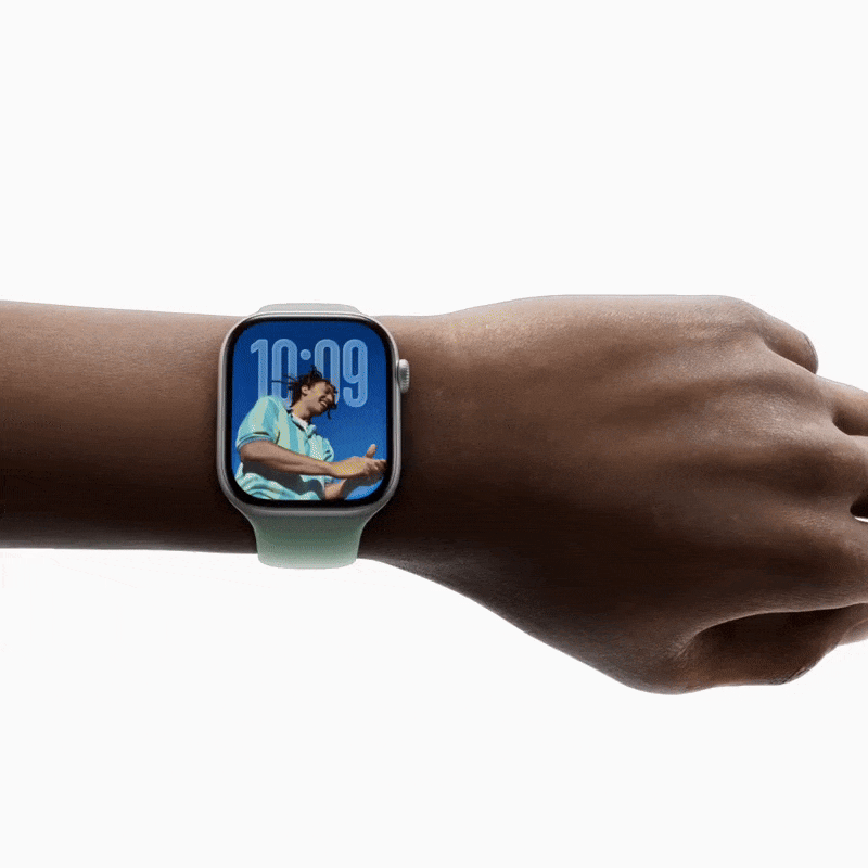 Animated GIF showing a person’s arm turning to dismiss a notification on an Apple Watch