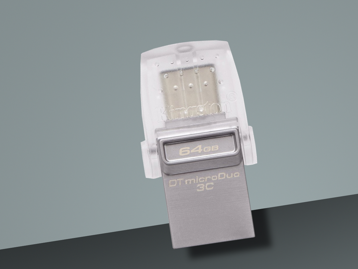 Kingston DataTraveler 64 GB Micro Duo (£21)