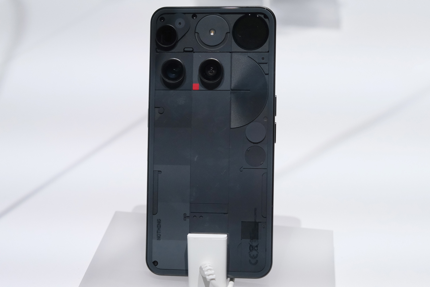 Nothing Phone 3 hands-on design