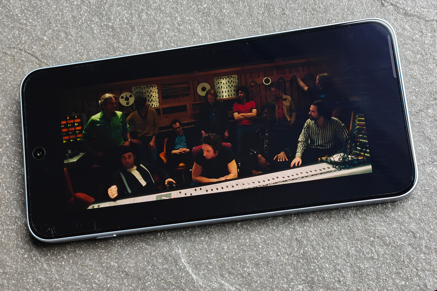 OnePlus Nord 5 review picture