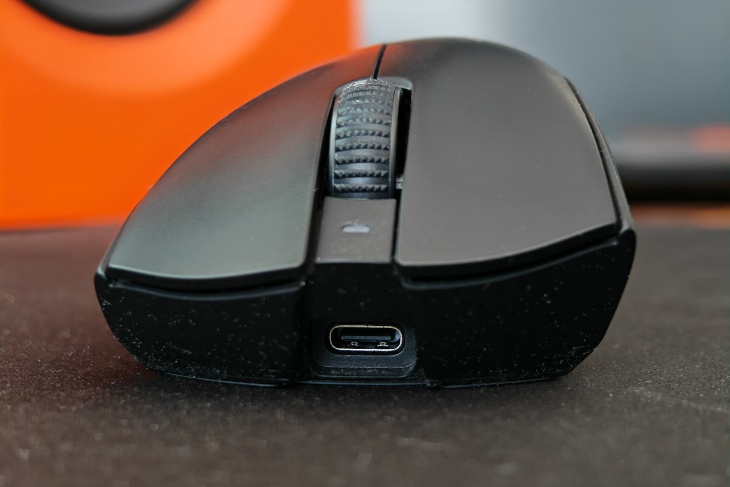 Razer Deathadder V4 Pro review charging port