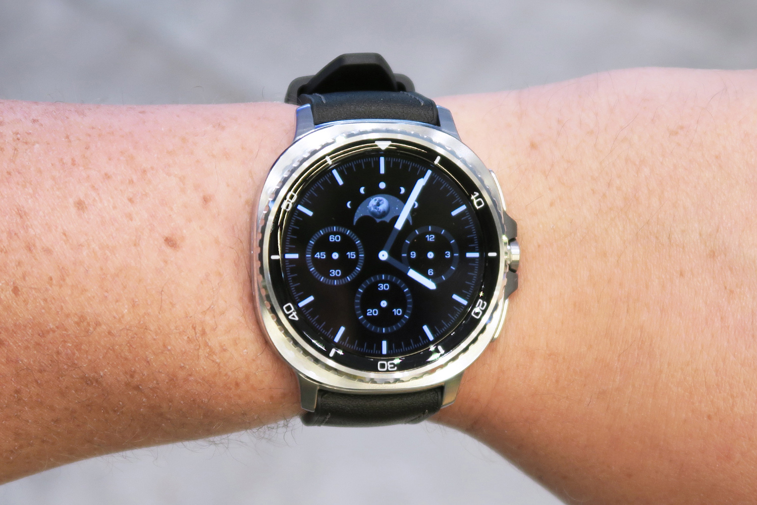 Samsung Galaxy Unpacked July 2025 hands on Galaxy Watch 8 Classic on wrist front straight