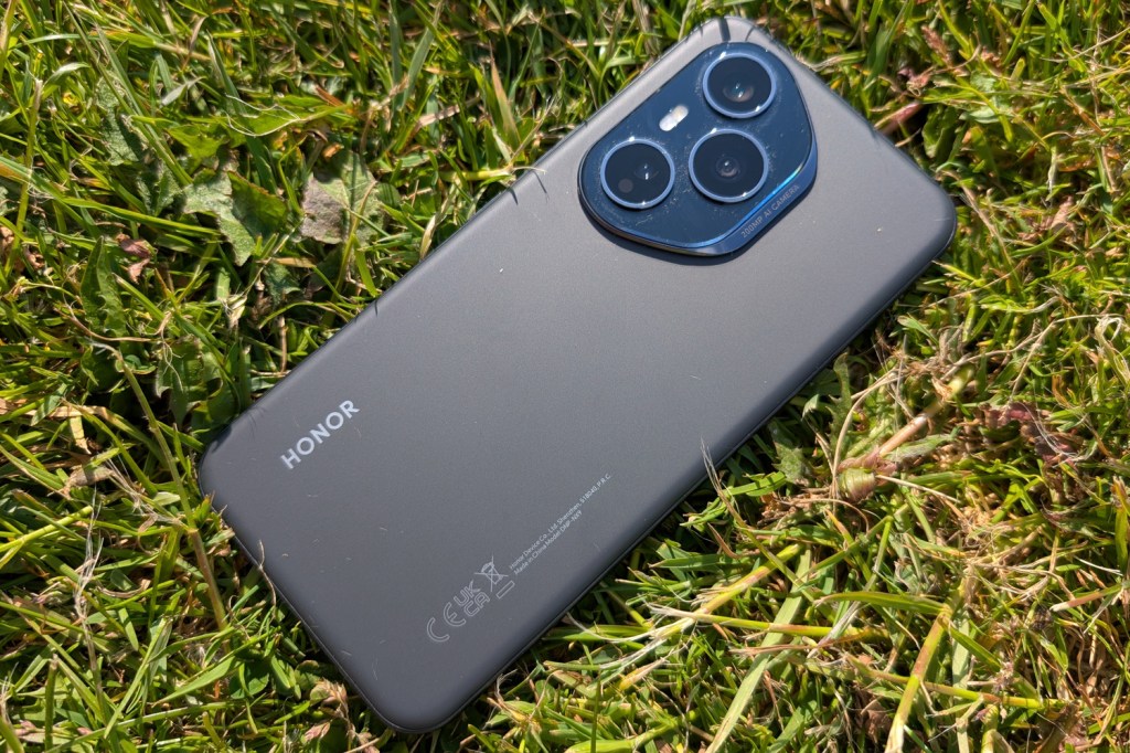 Honor 400 Pro review rear