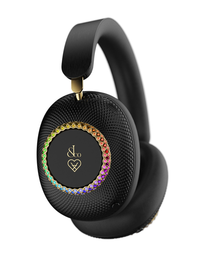 Loewe headphones