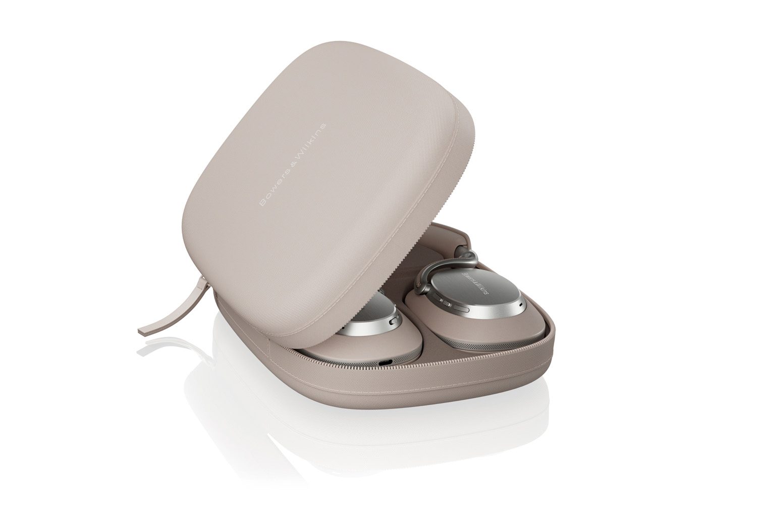 Bowers and Wilkins PX8 S2