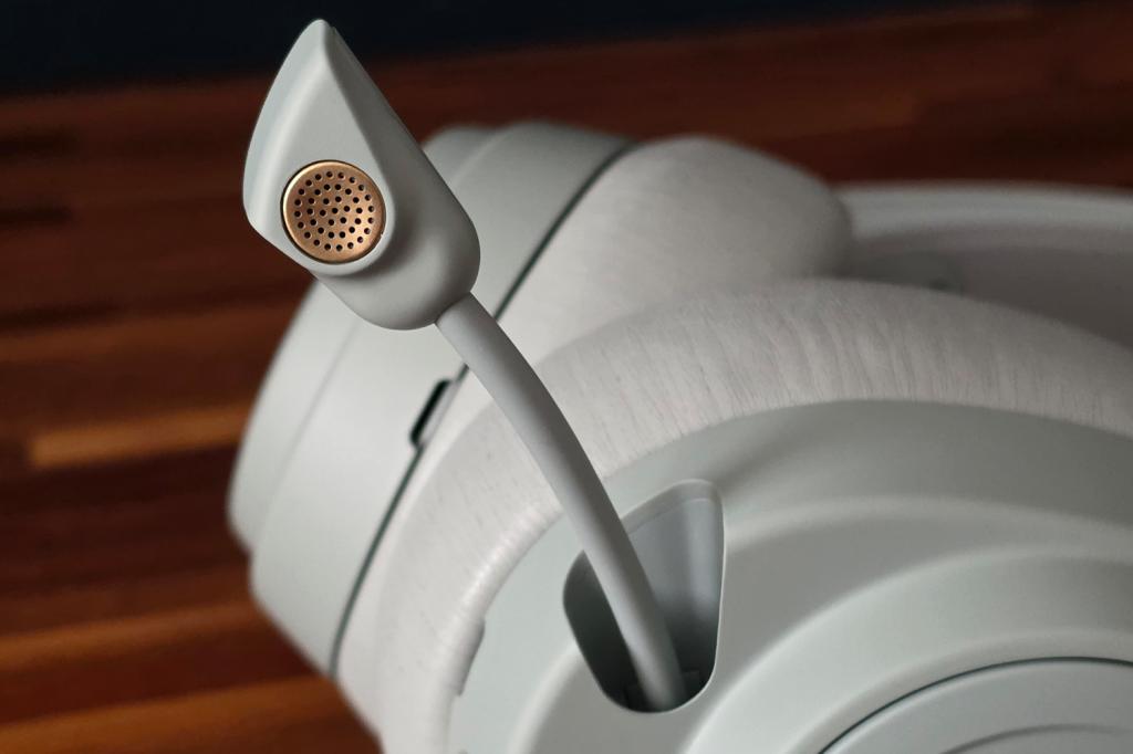Steelseries Arctis Nova Elite review mic