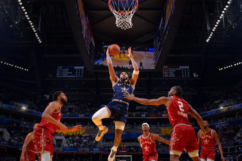 Live LA Lakers games are coming to Vision Pro and it could change how we watch sports