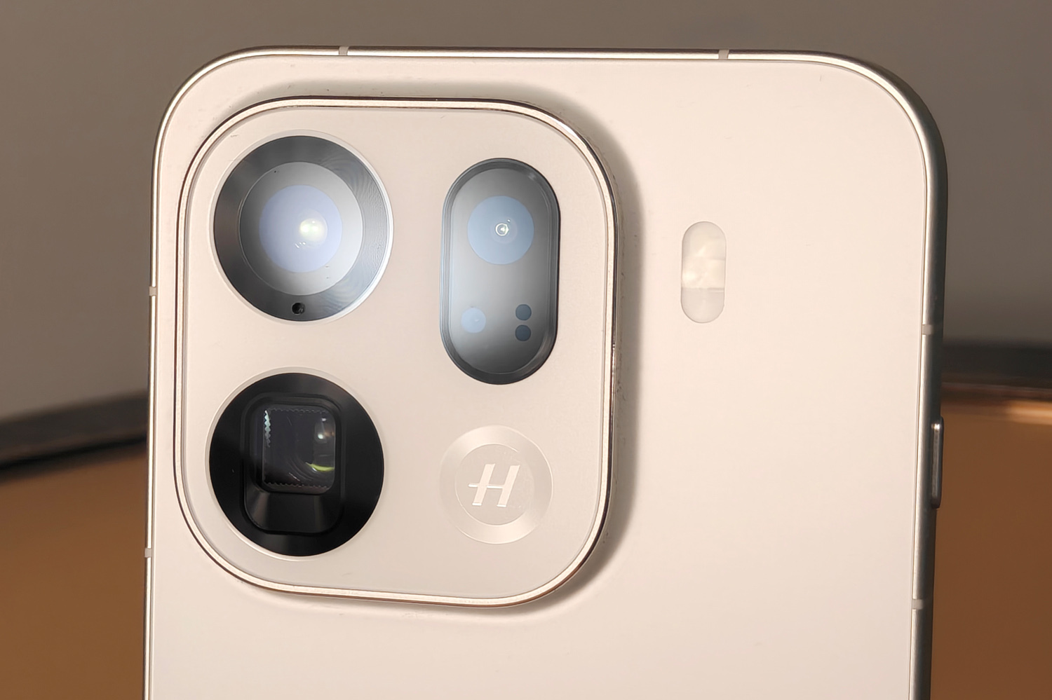 Oppo Find X9 Pro review rear cameras