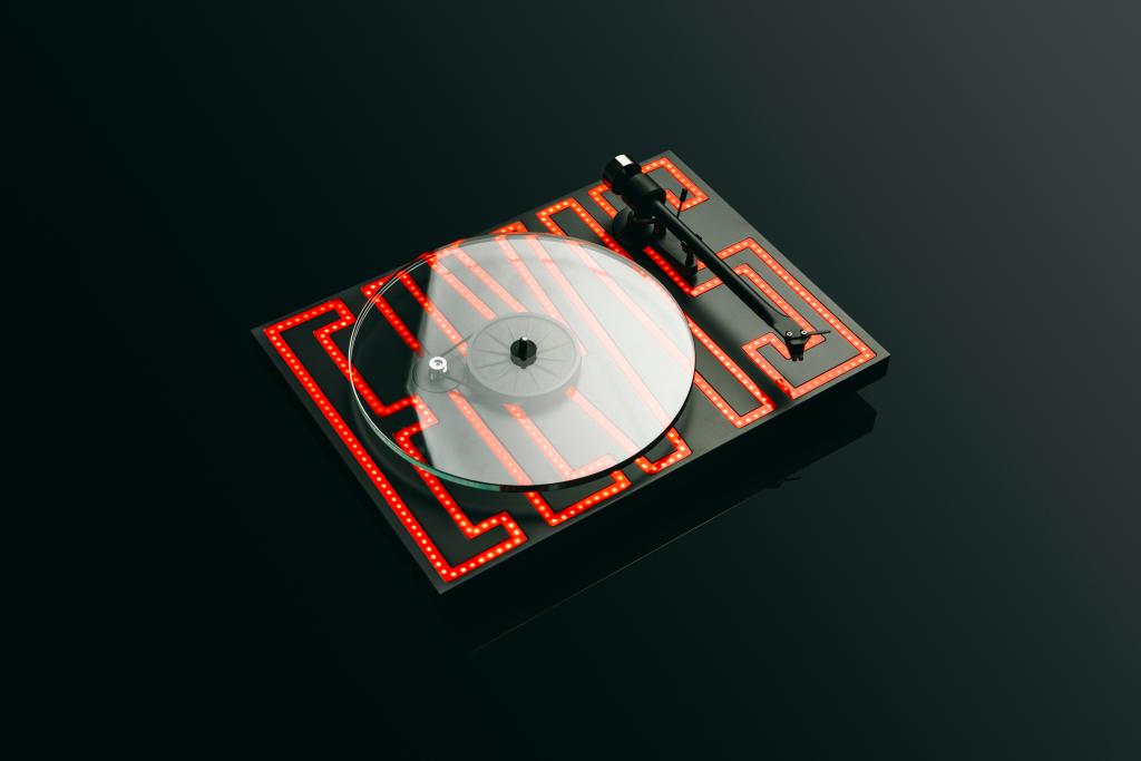 Pro-Ject Elvis turntable