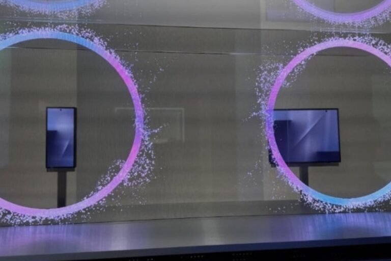 We’re going to have to wait for a proper Samsung trifold unveiling