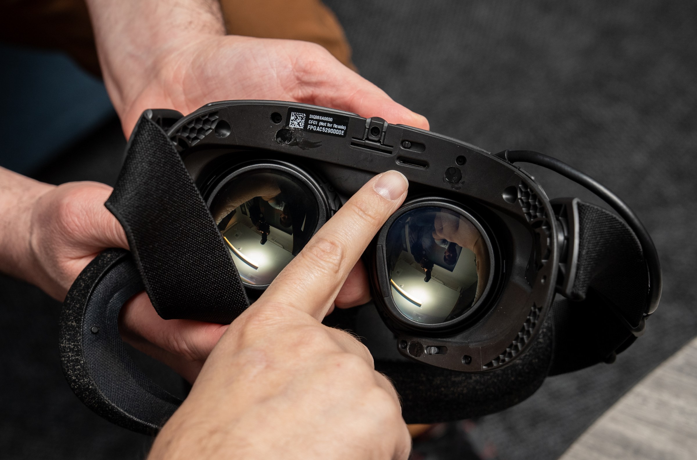 The lenses and inside part of the Steam Frame.