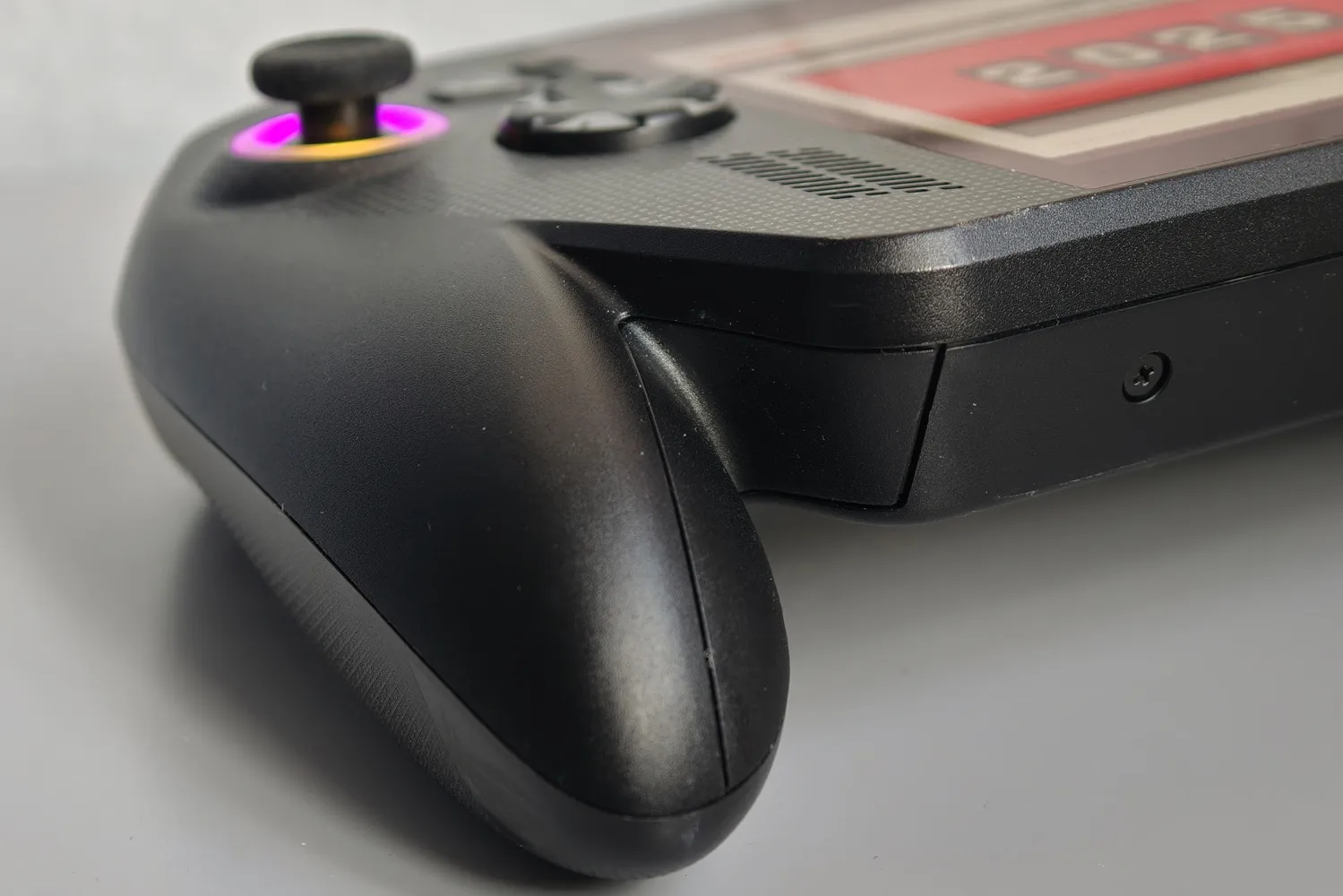 Asus Xbox ROG Ally X review grip