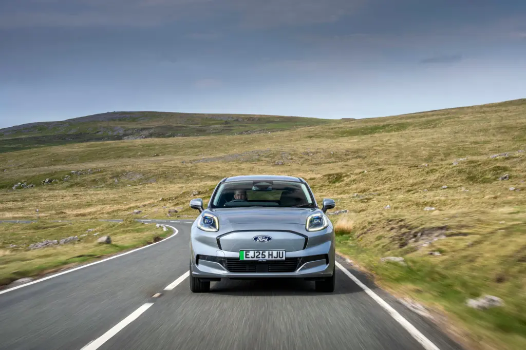 Ford Puma Gen E review tracking nose