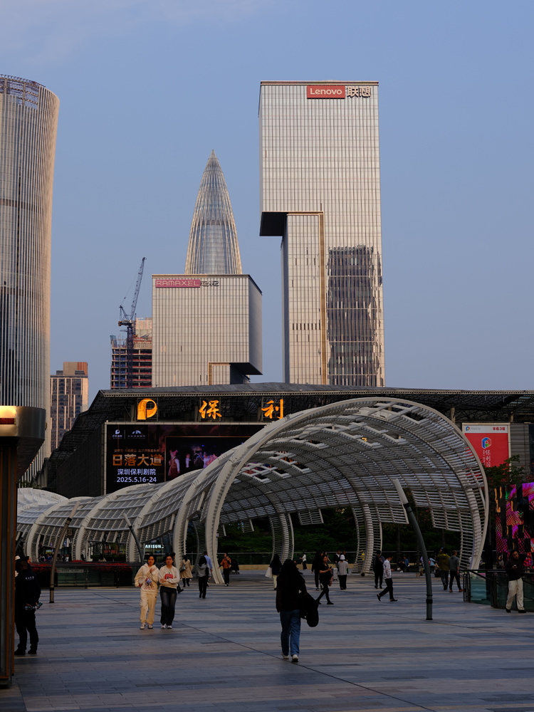 Fujifilm GFX100RF camera samples shopping