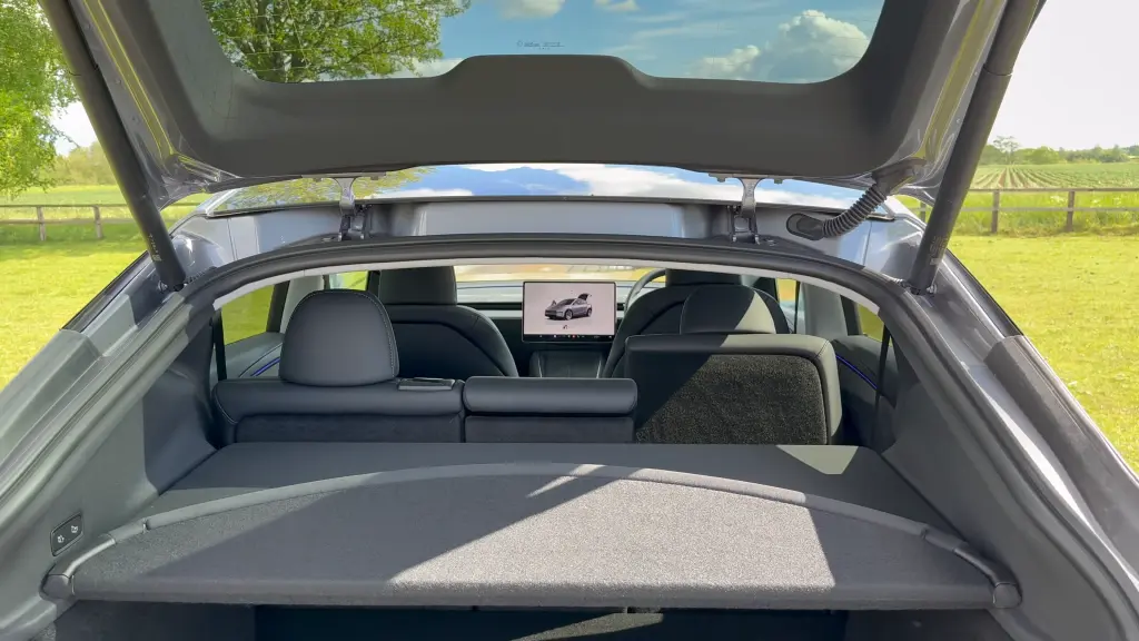 Model Y Performance boot and power folding rear seats