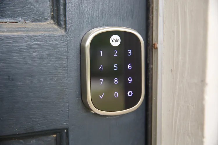 The Yale Assure SL is a super simple smart lock that works with every platform through Matter.