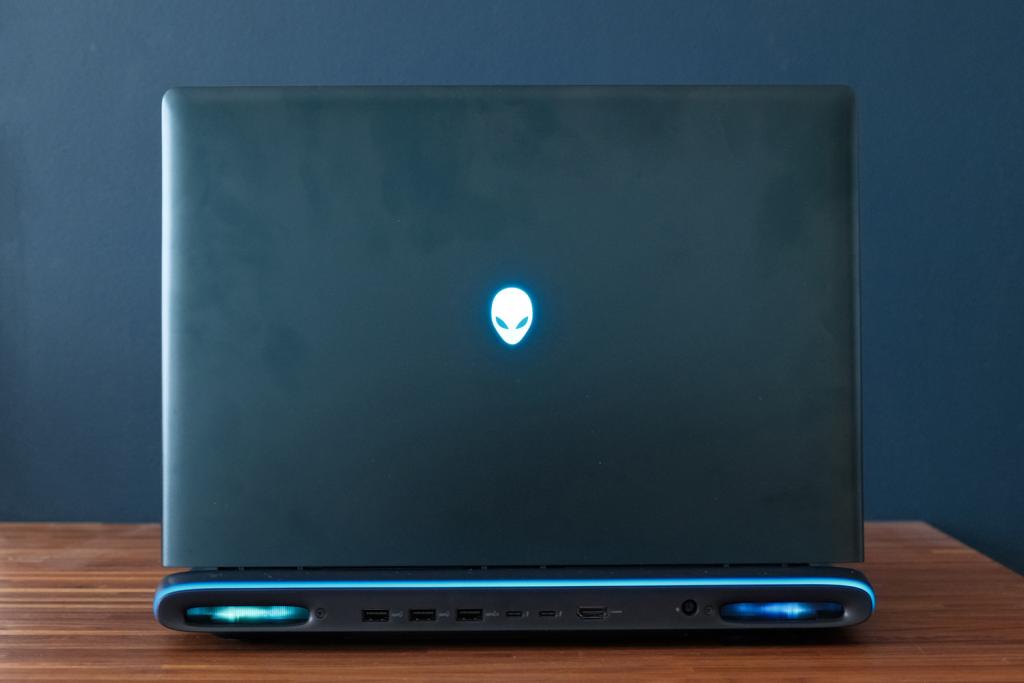 Alienware 16 Area-51 review 2025 rear