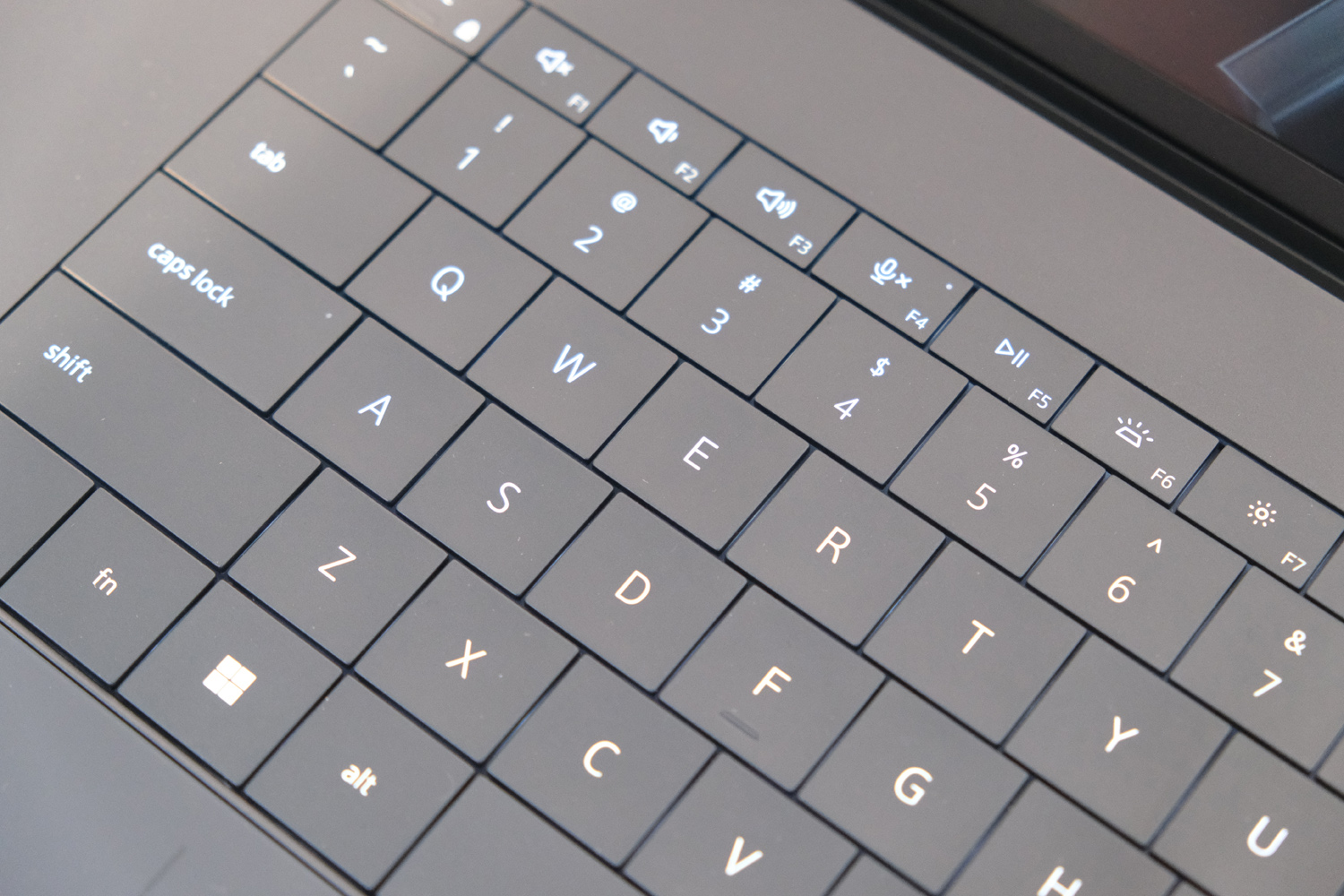 Dell XPS 14 CES 2026 keys