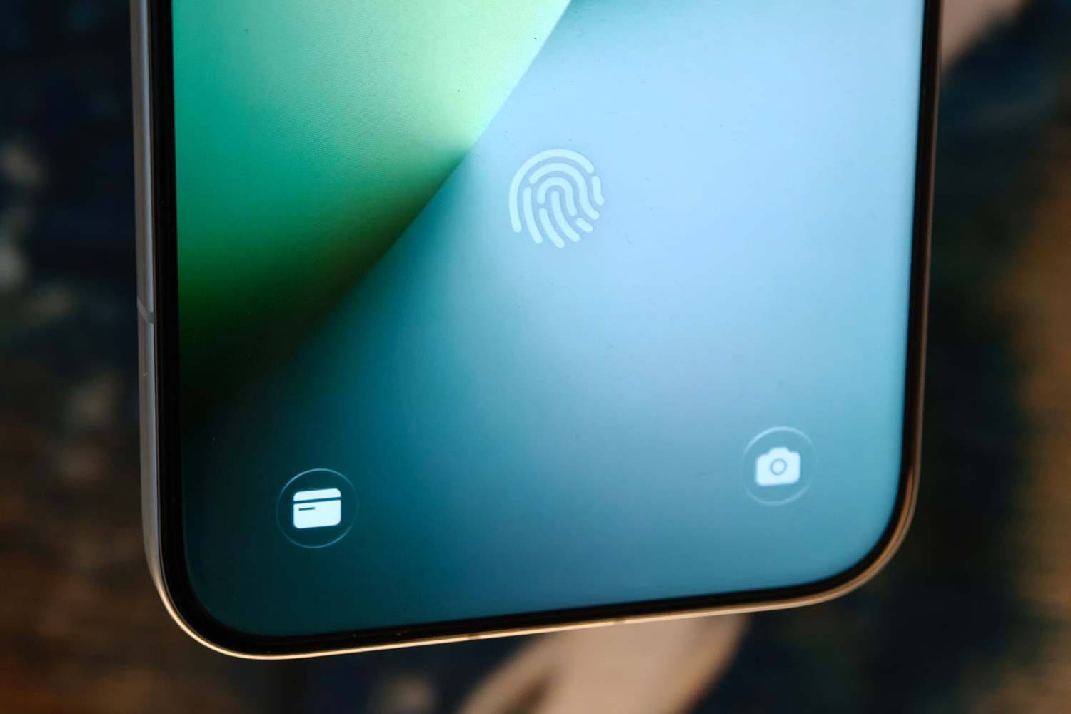 Honor Magic 8 Pro review fingerprint sensor