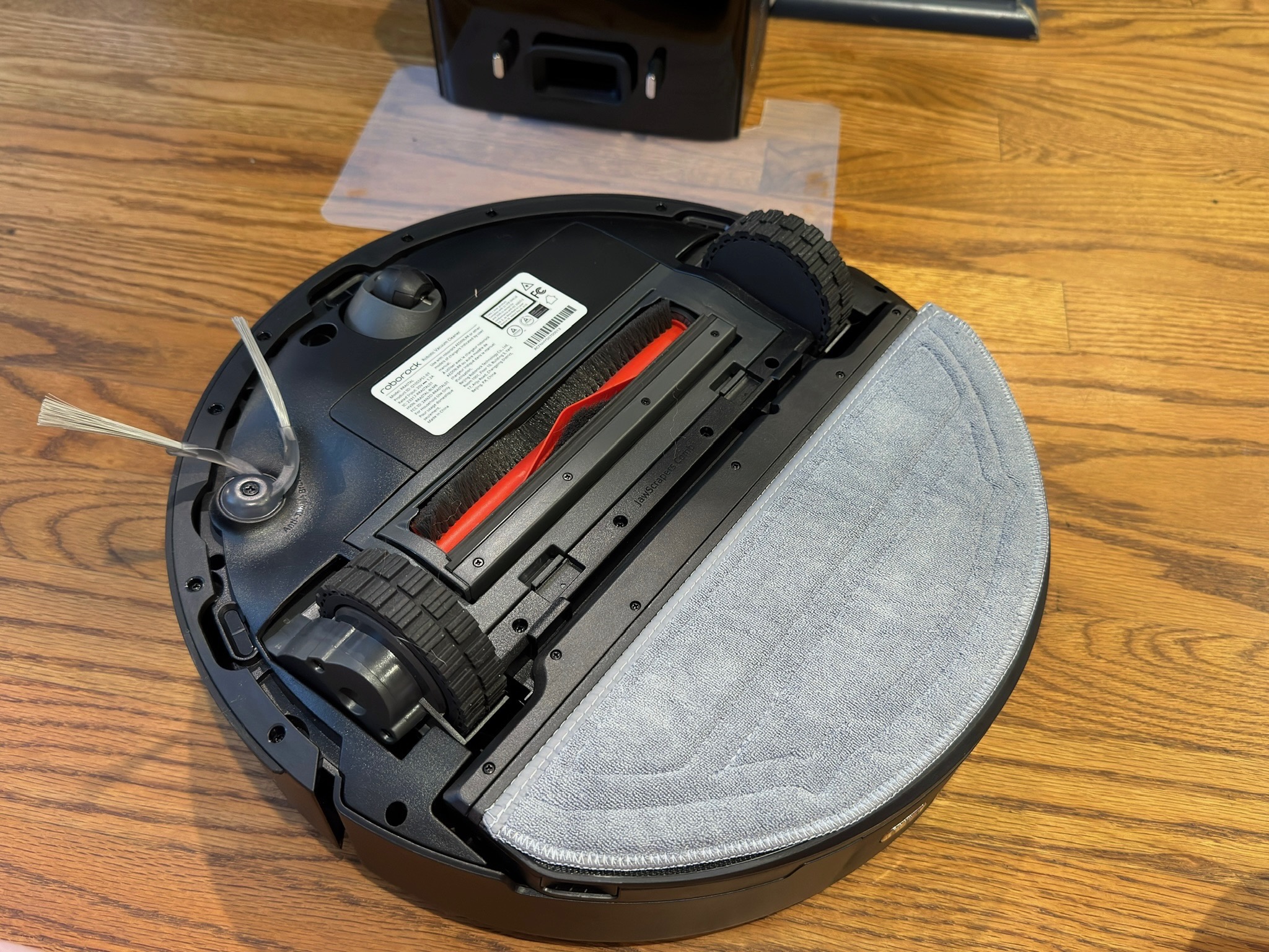 The Q10 S5 uses a wide, flat mopping pad with Roborock’s VibraRise mopping system that vibrates to scrub the floor.