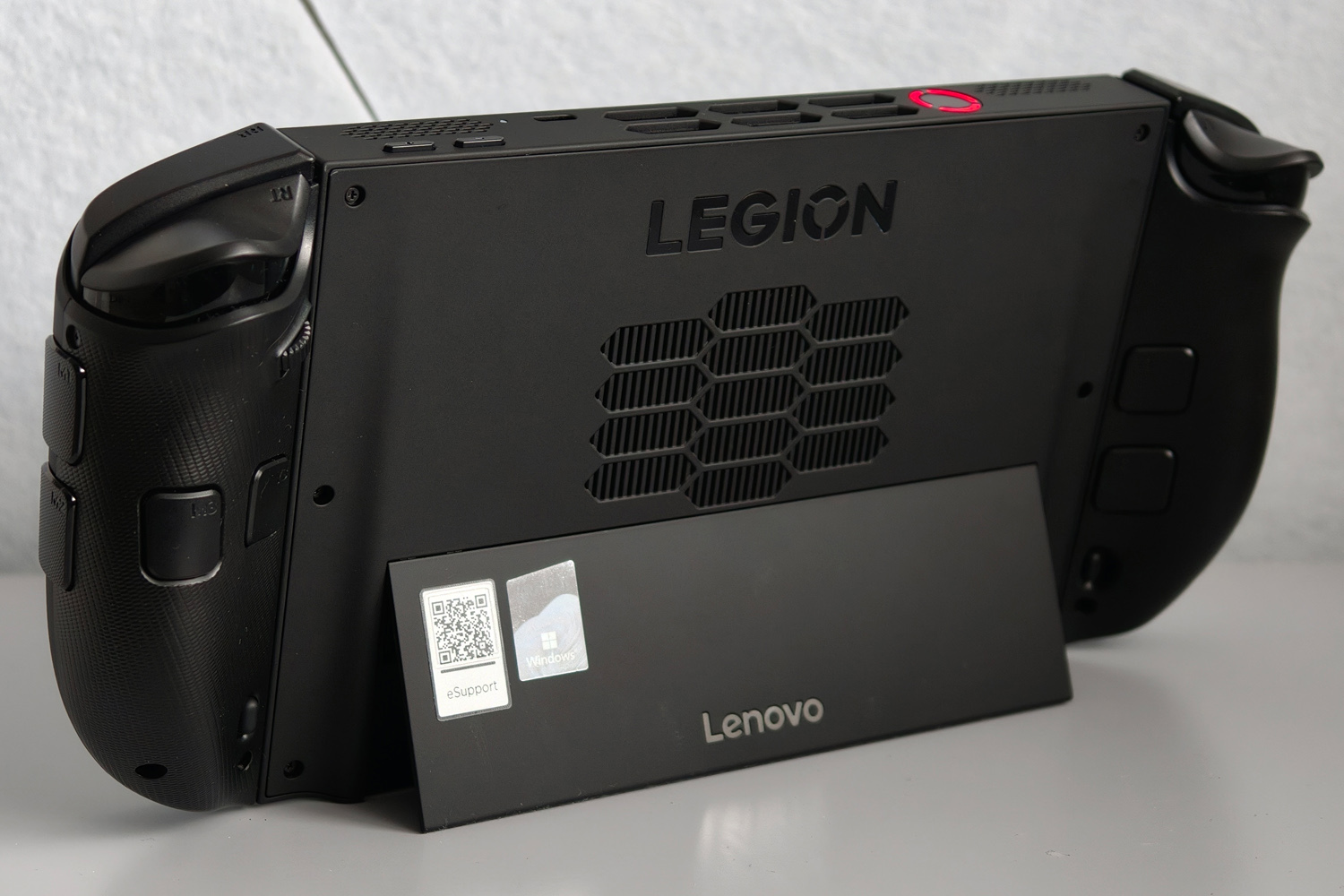 Lenovo Legion Go 2 review kickstand