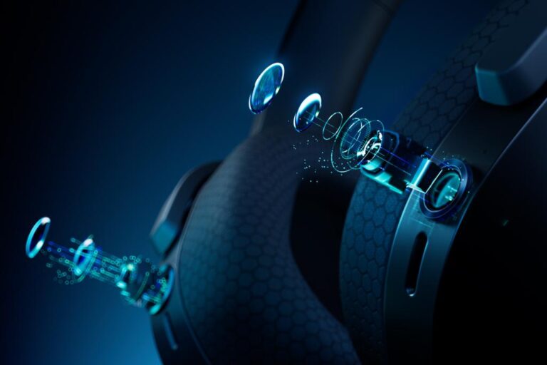 Razer’s Project Motoko is the first AI wearable I’d actually want to wear