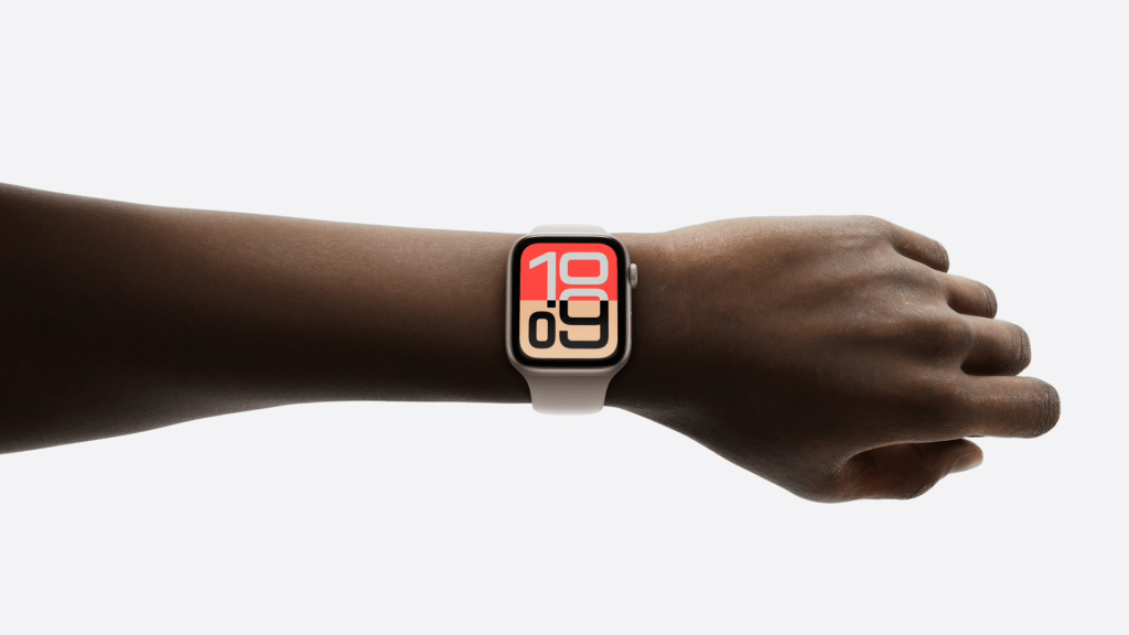 Apple Watch SE 3 being worn on a wrist