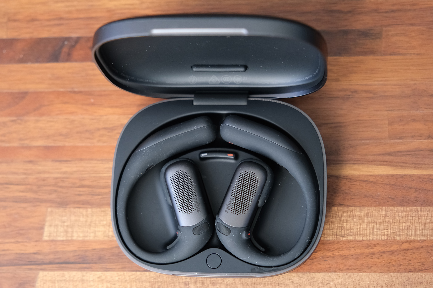 Shokz OpenFit Pro review case open