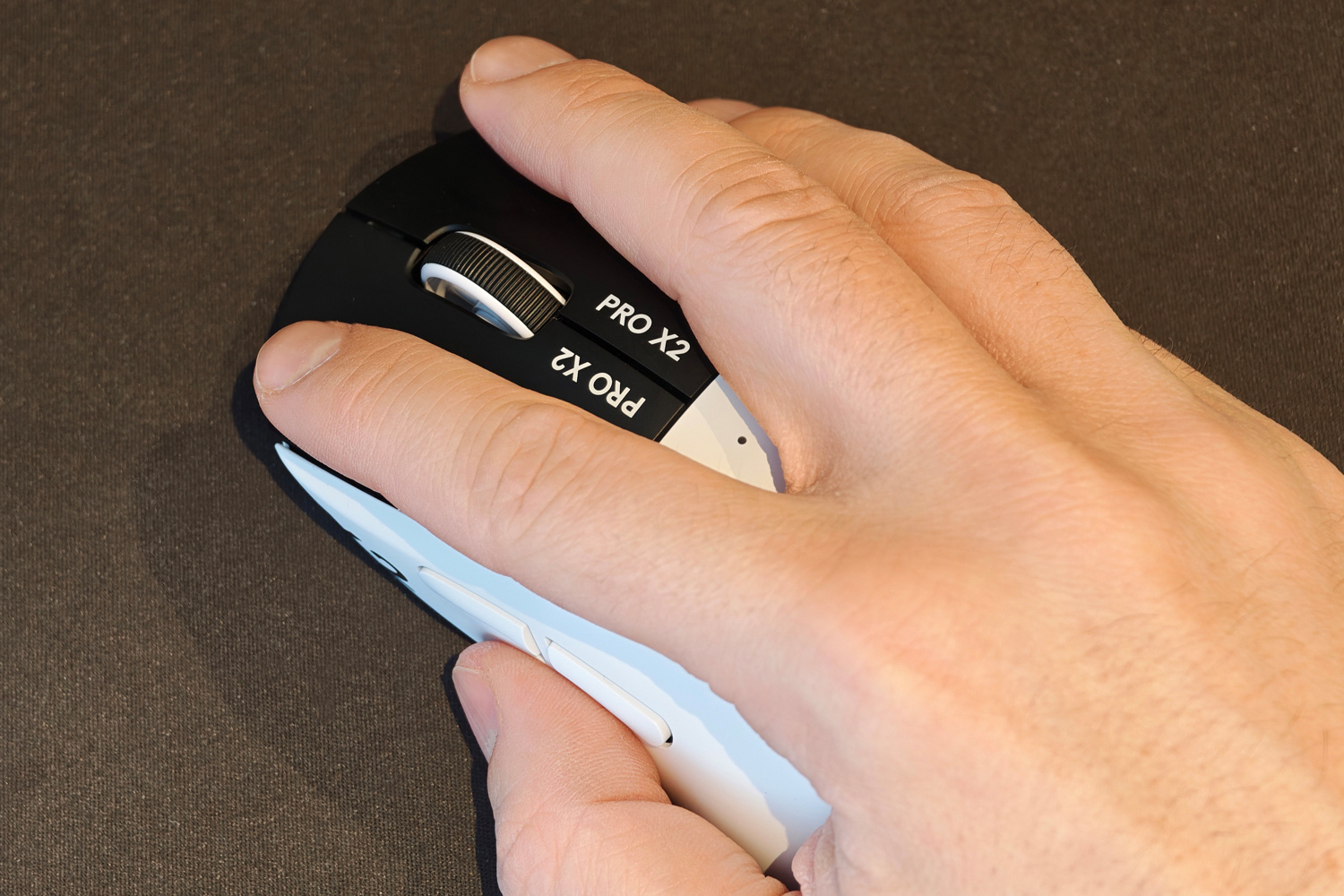 Logitech G Pro X2 Superstrike review fingers