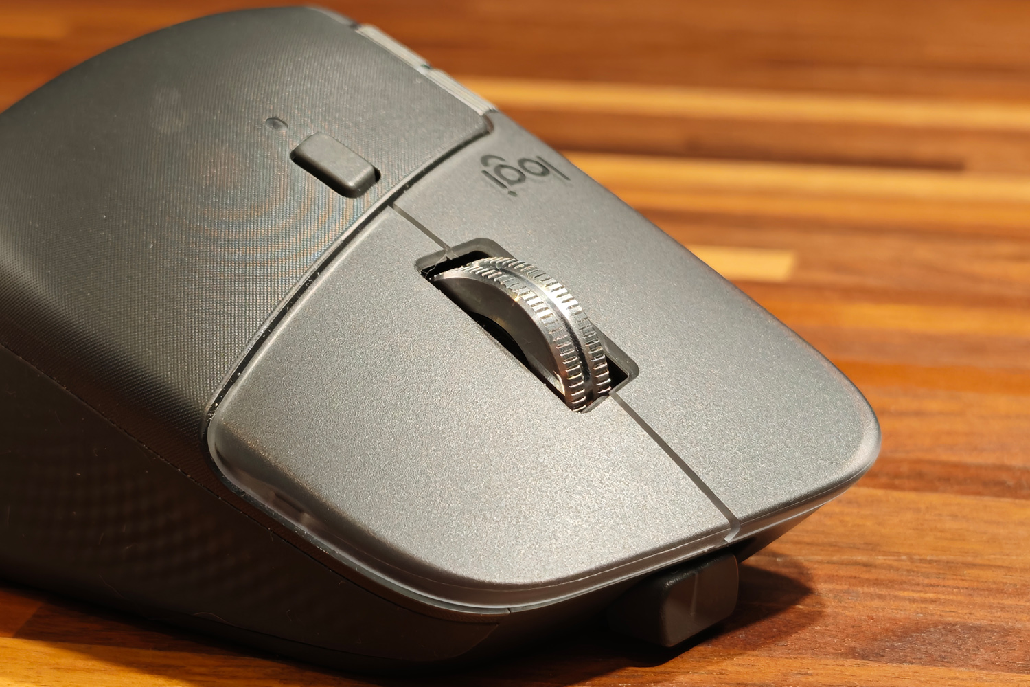 Logitech MX Master 4 scroll wheel