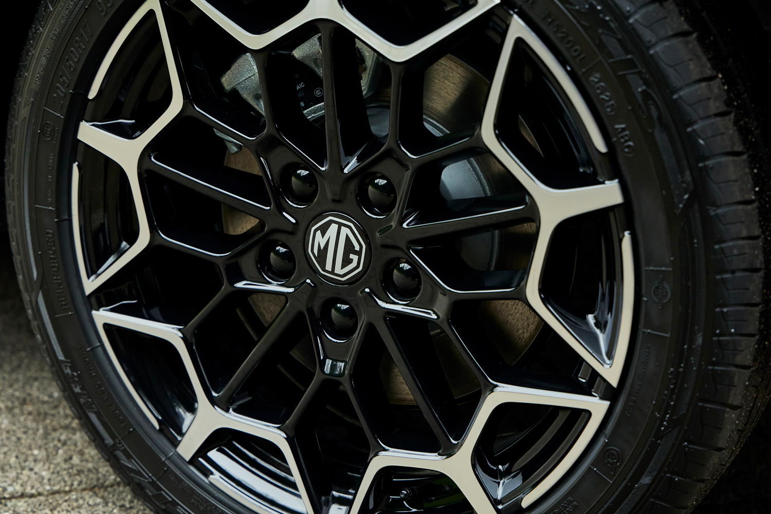 MG4 Urban drive alloy wheels
