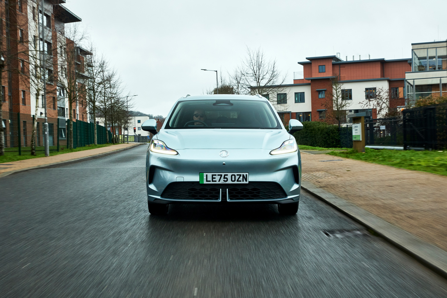 MG4 Urban drive on road nose