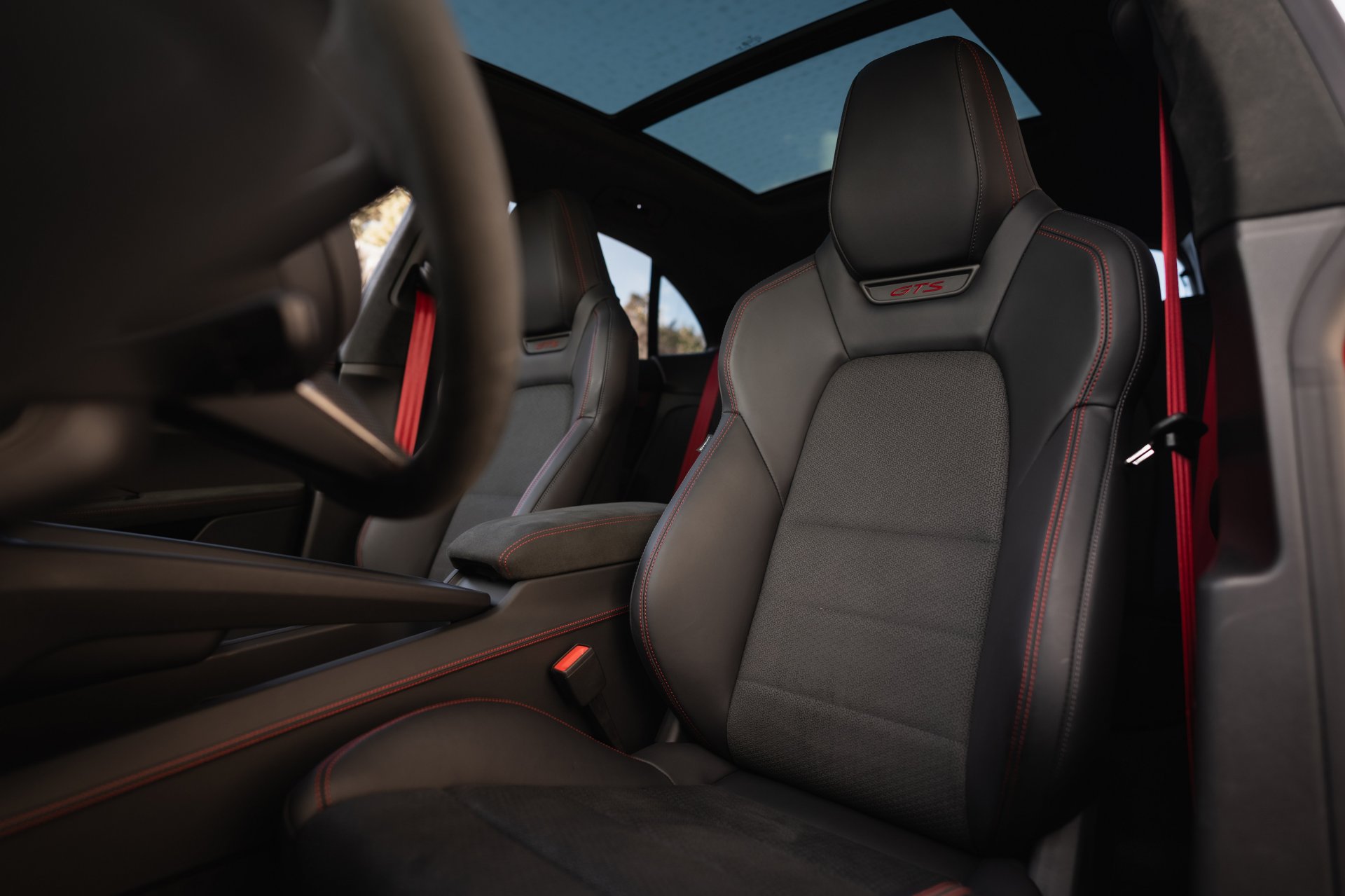 Porsche Macan GTS EV review front seats