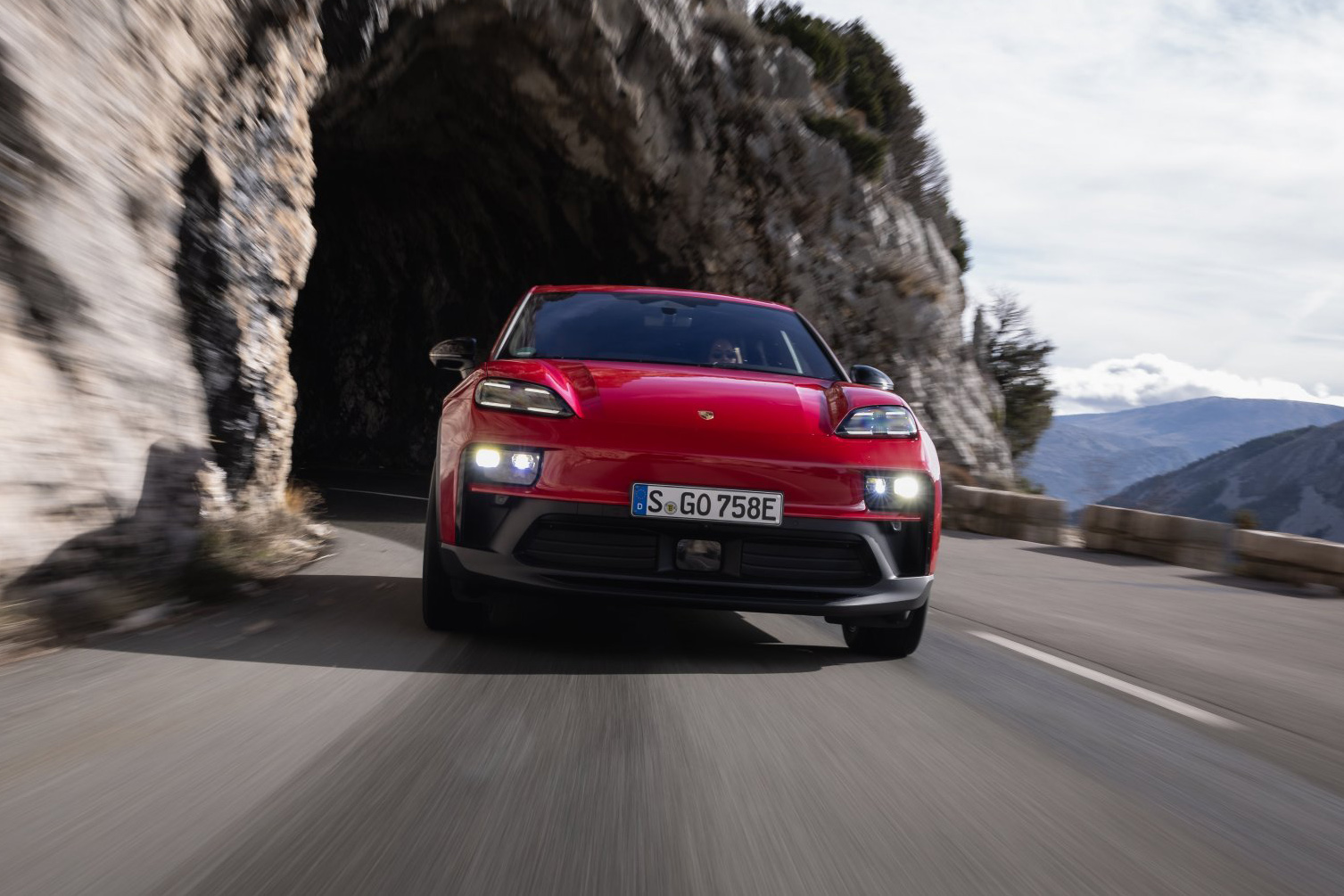 Porsche Macan GTS EV review tracking nose