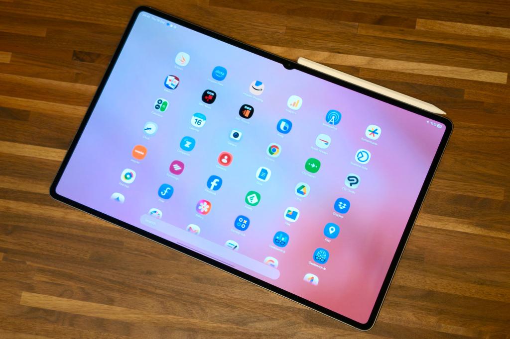 Samsung Galaxy Tab S11 Ultra review app drawer