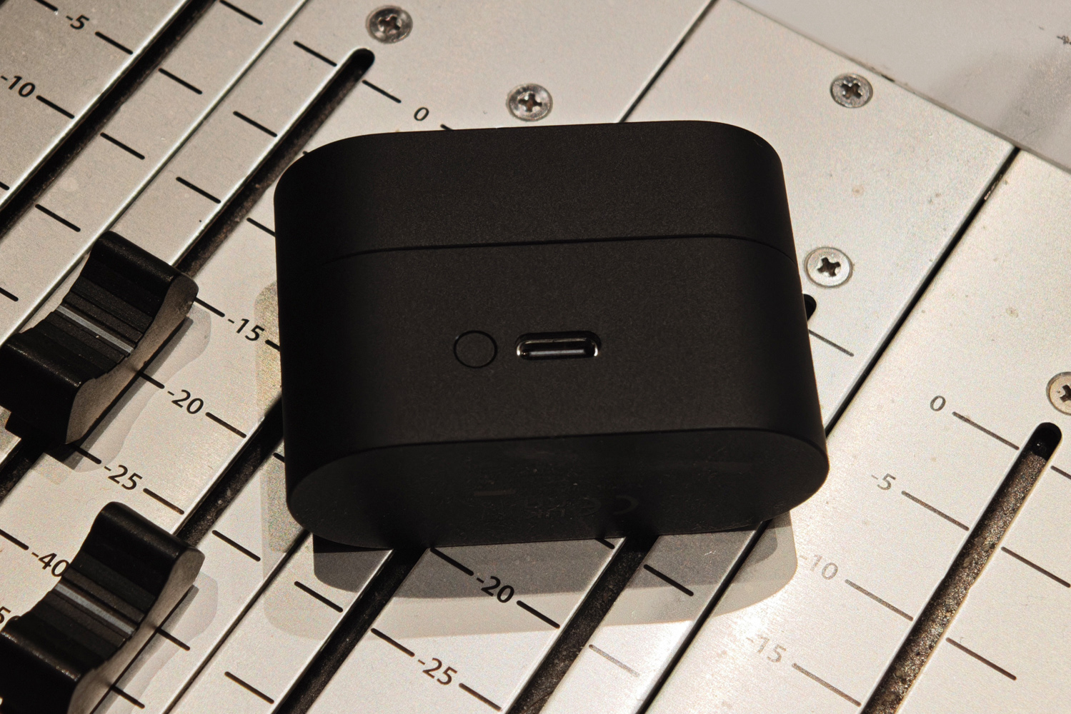 Sony WF1000-XM6 review USB