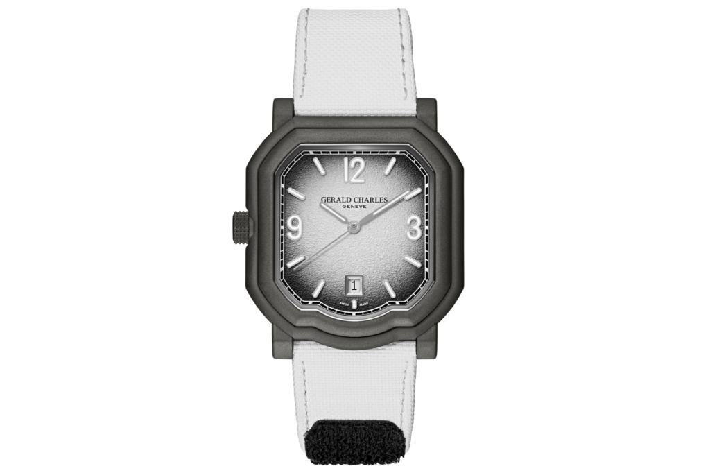 Maestro GC Sport Tennis White on white background