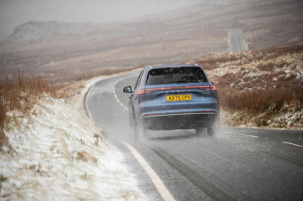 Geely Starray EMI drive on road rear