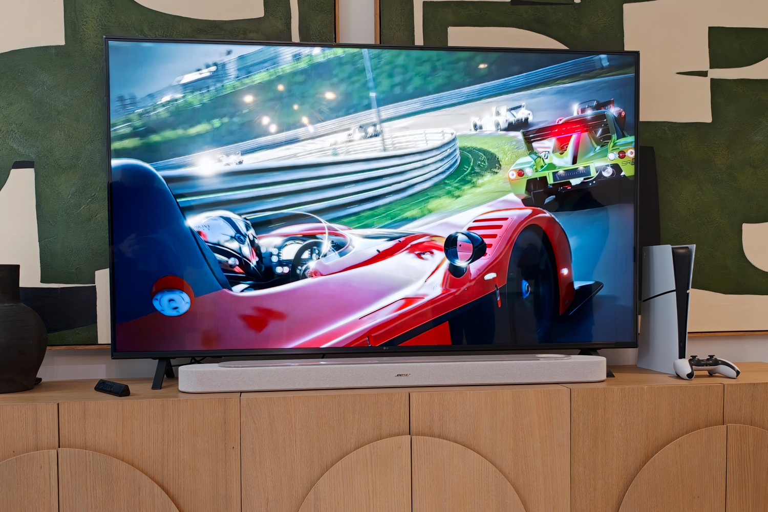 Bose Lifestyle Ultra Soundbar in situ
