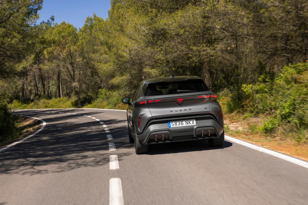 Cupra Raval VZ Extreme drive country rear