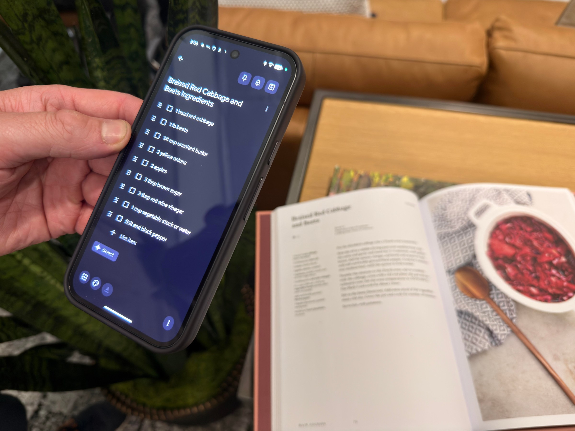 After taking a picture of a recipe with the glasses, the ingredient list appeared on the demo phone in Google Keep.