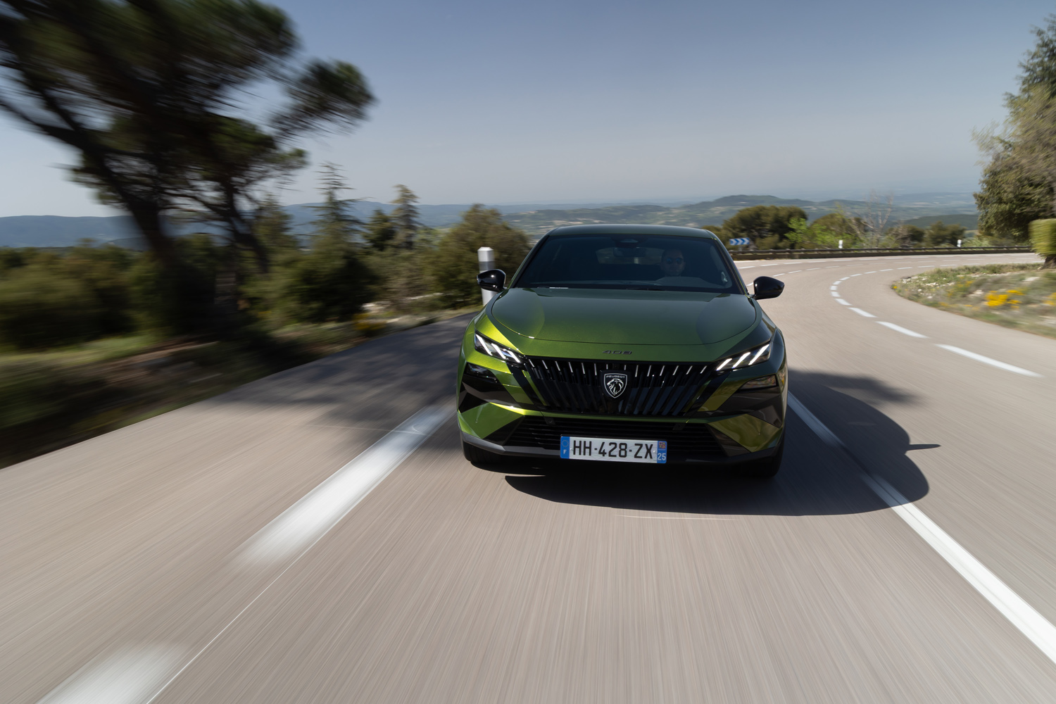 Peugeot e-408 2026 drive tracking nose