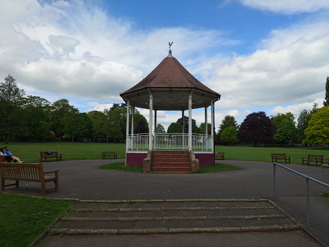 Sony Xperia 1 VIII camera samples bandstand filter 1